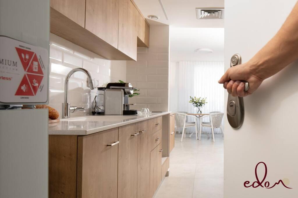 סוויטה משפחתית ליד הים - By Edom Apartment *